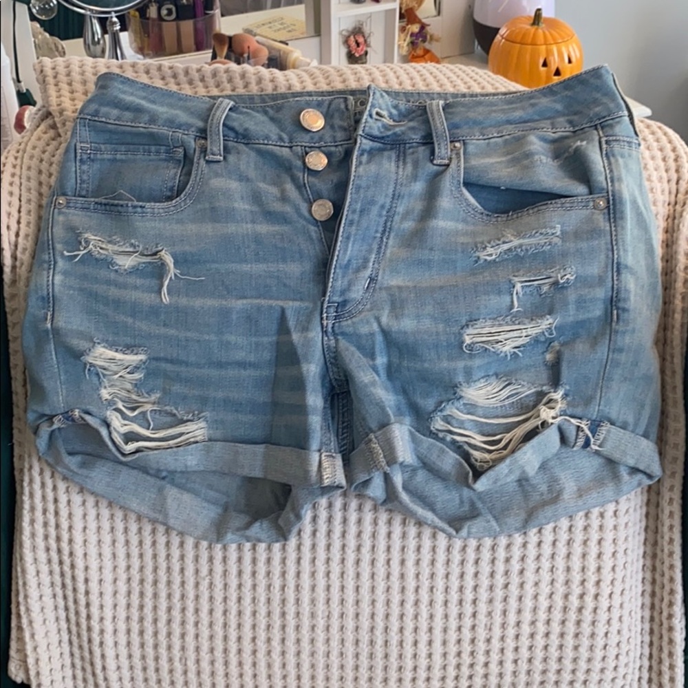 AE stretchy shorts